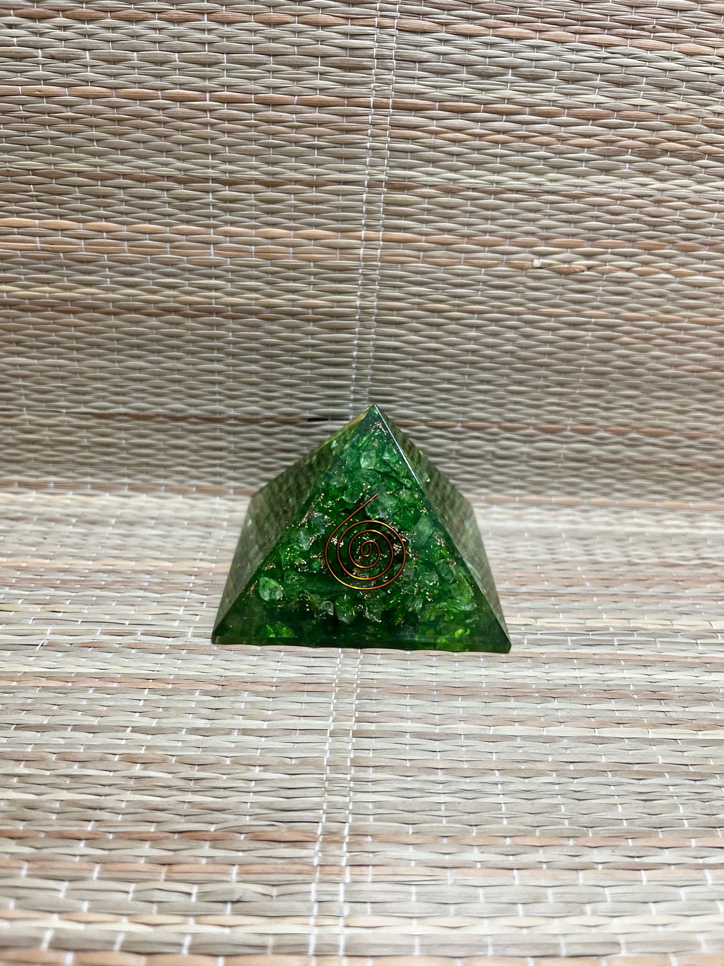 Stones | Orgonite Pyramid