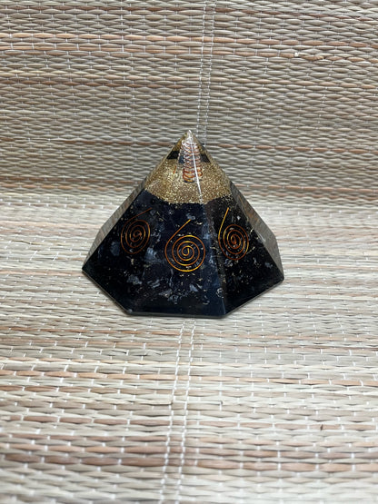 Stones | Octagon Orgonite Pyramid