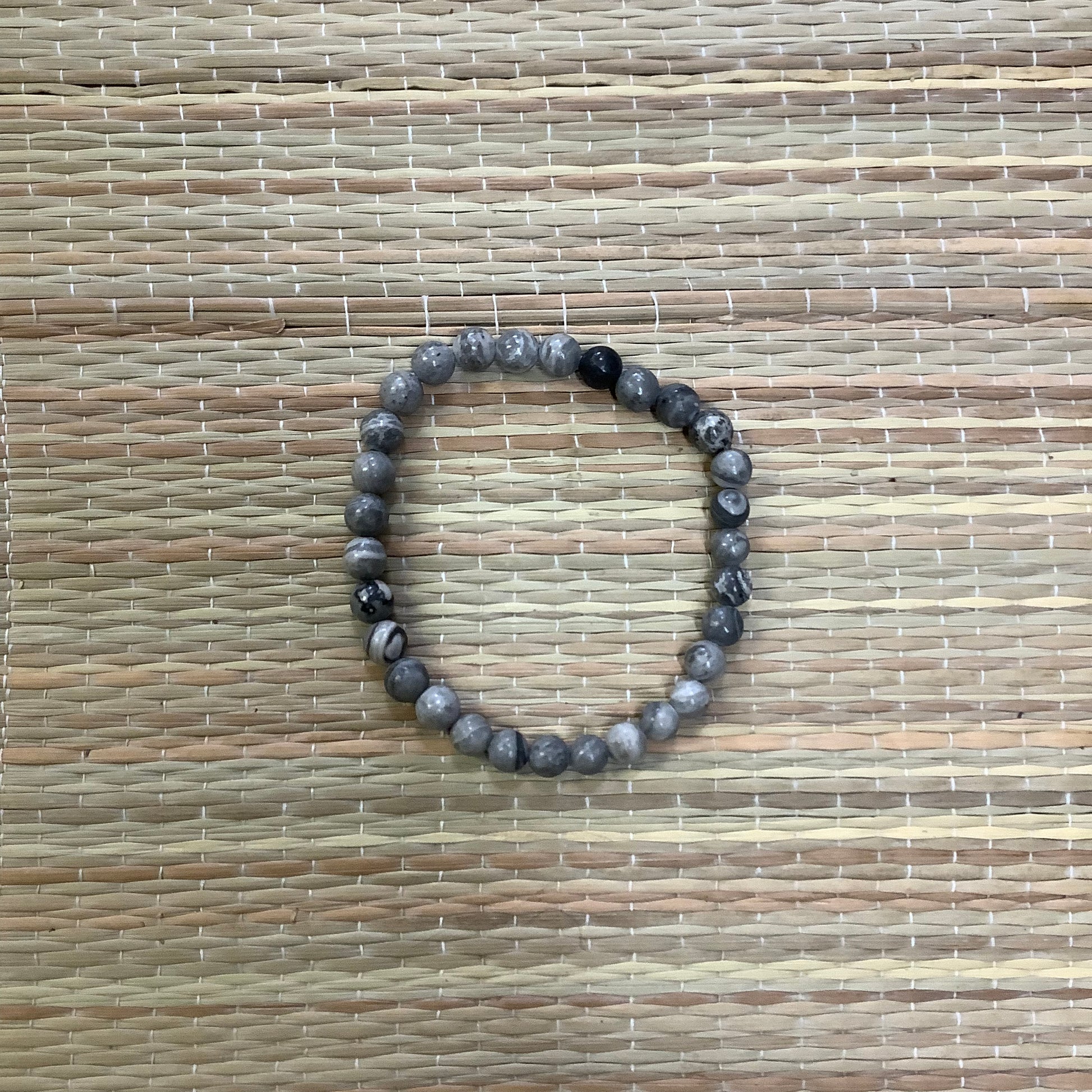 Sugilit bracelet elastic natural stone, ball 6 mm / 16 - 17 cm
