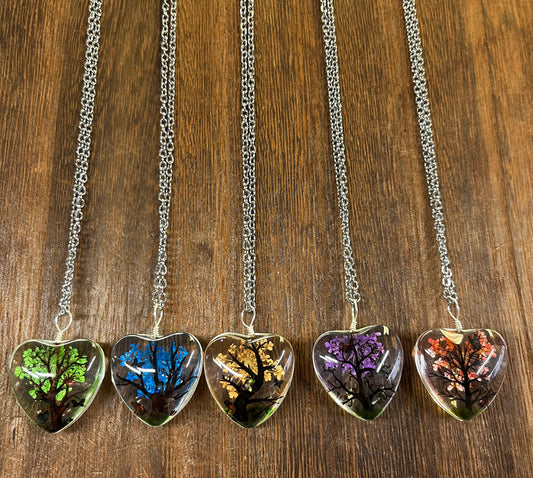 Necklaces |  Heart Shape Resin Dried Flowers Pendant