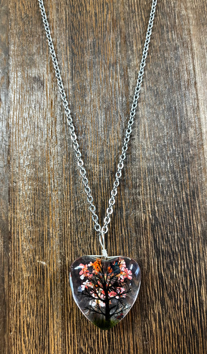 Necklaces |  Heart Shape Resin Dried Flowers Pendant